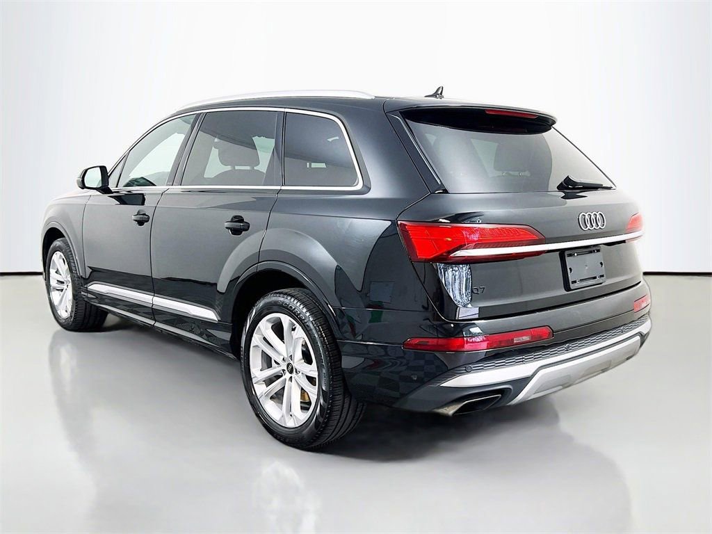 Used 2025 Audi Q7 3.0T Premium Plus AWD/4WD image 5