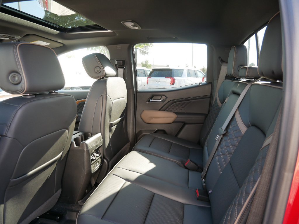 New 2026 GMC Canyon Denali AWD/4WD image 31