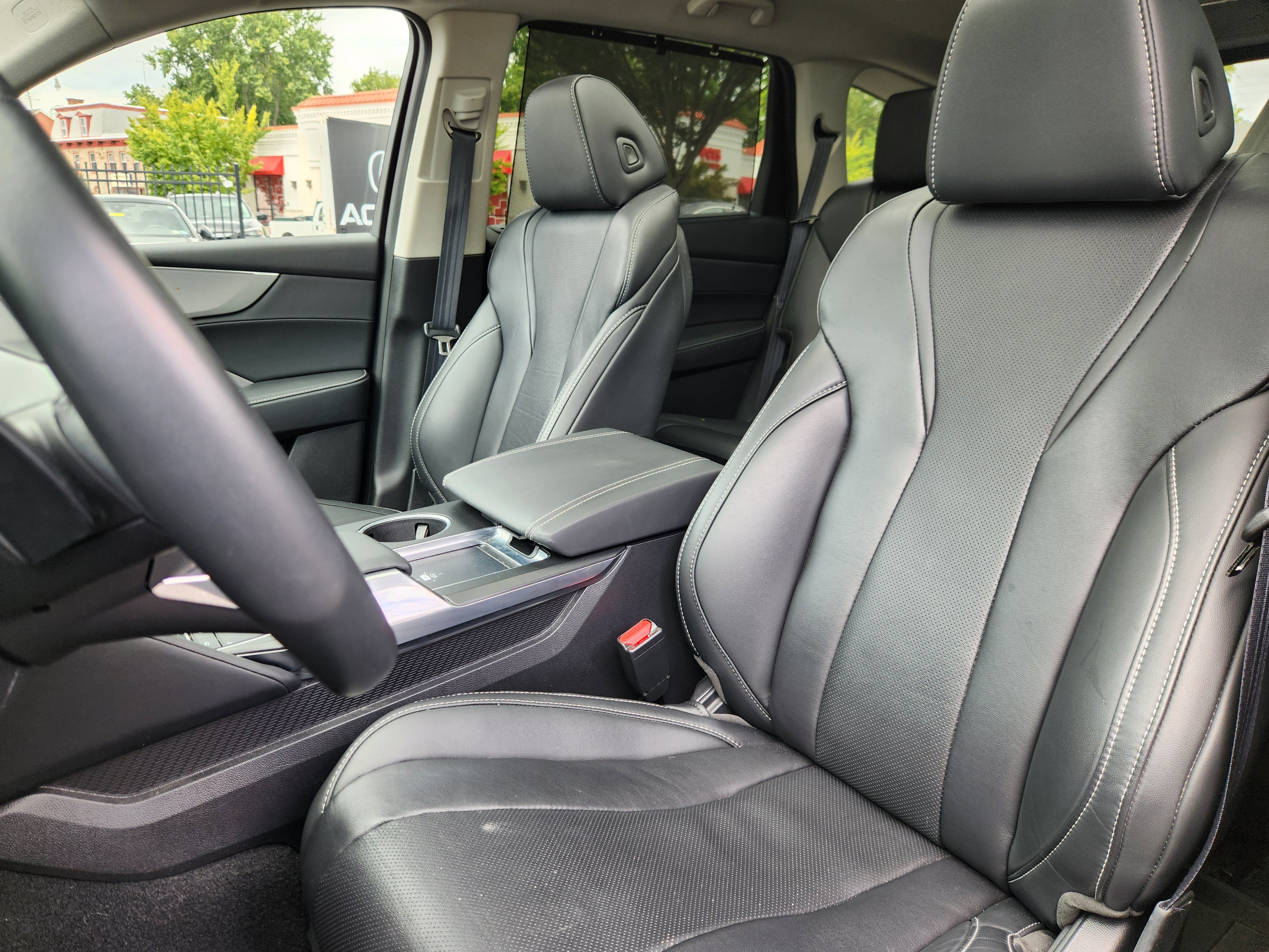 Used 2023 Acura MDX w/ Technology Package AWD/4WD image 7