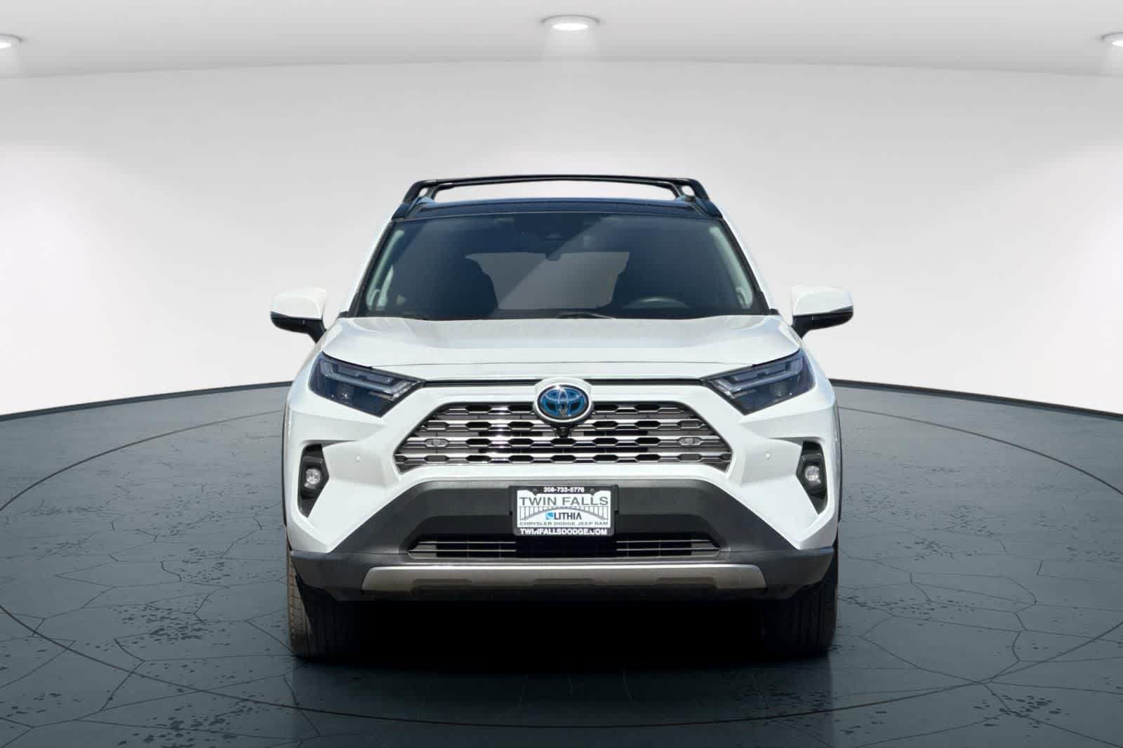 Used 2024 Toyota RAV4 Limited w/ Advanced Technology Package AWD/4WD image 10