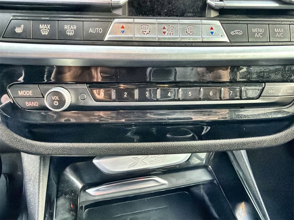 Used 2024 BMW X3 xDrive30i w/ Premium Essential Package image 17