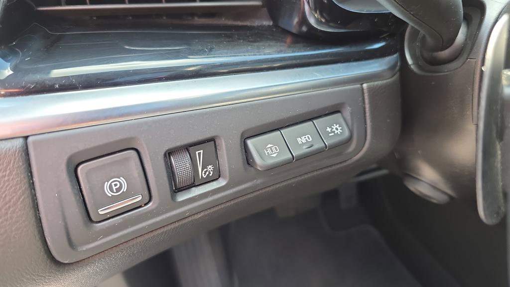 Certified 2023 Cadillac XT6 Premium Luxury w/ Technology Package image 10