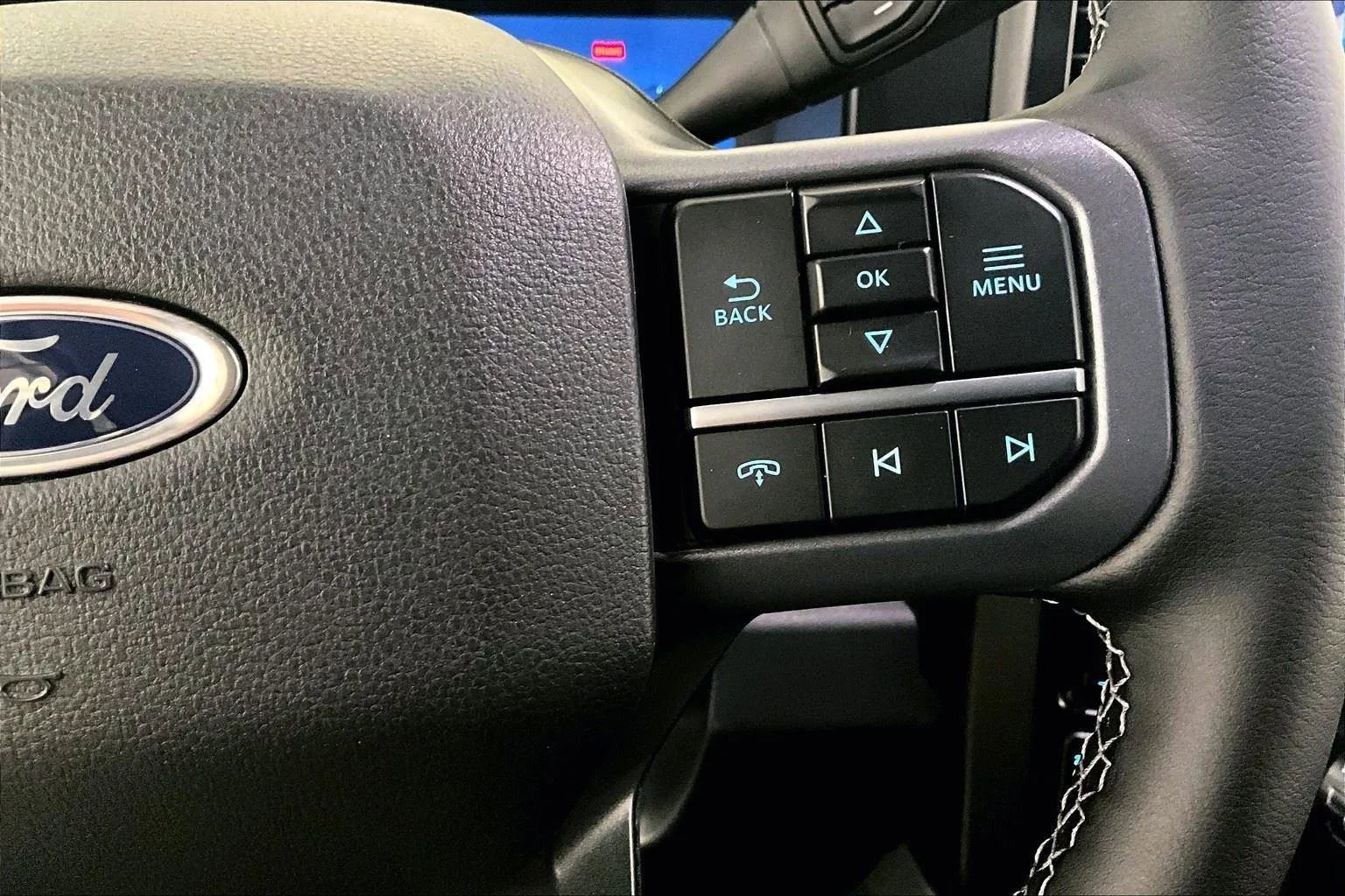New 2026 Ford F350 Lariat image 18
