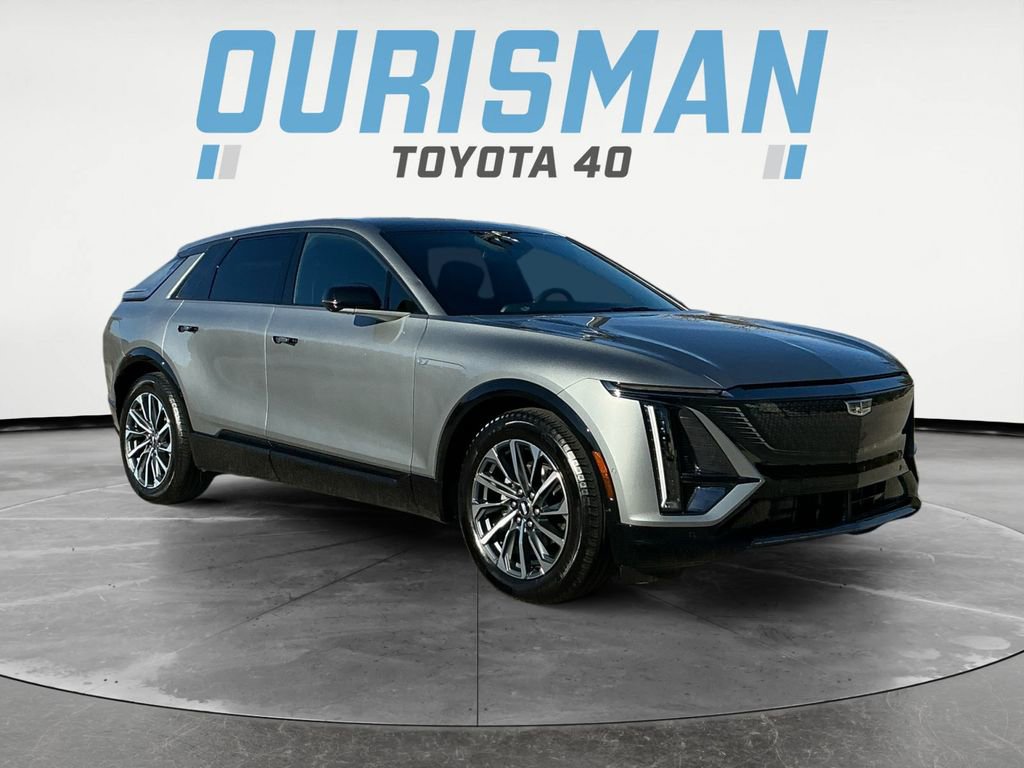 Used 2024 Cadillac Lyriq Sport image 9