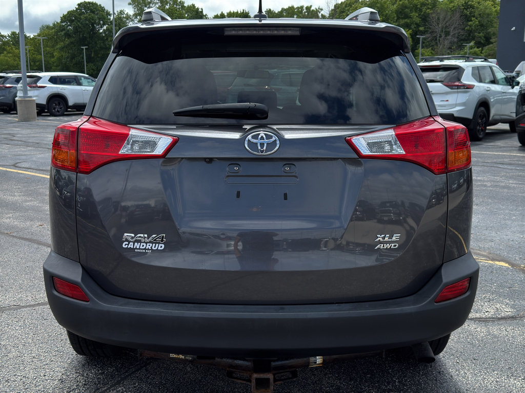 Used 2015 Toyota RAV4 XLE AWD/4WD image 7