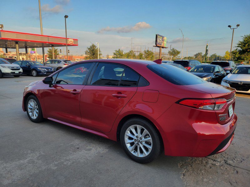 Used 2020 Toyota Corolla LE image 5