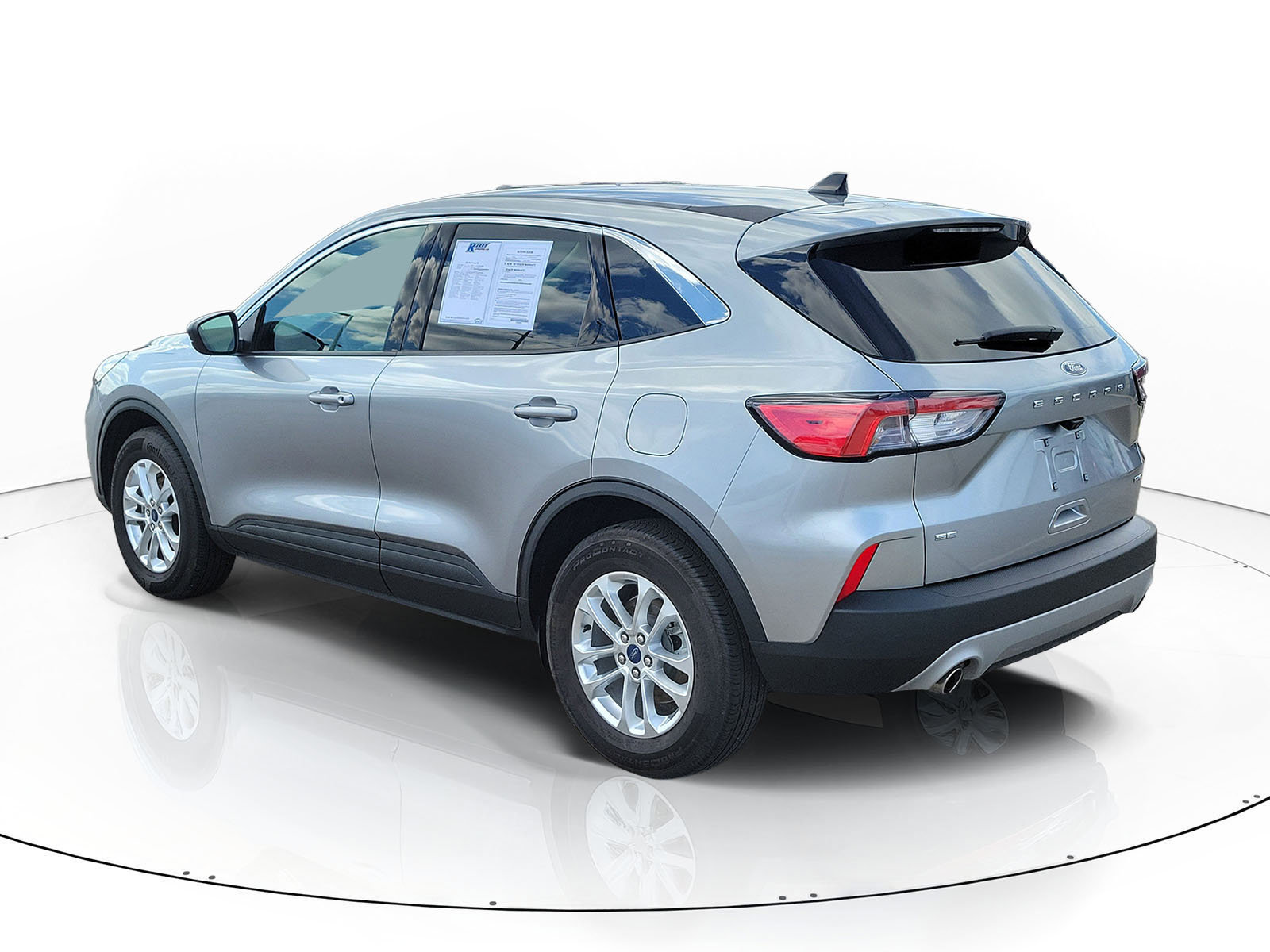 Used 2022 Ford Escape SE w/ Convenience Package AWD/4WD image 3
