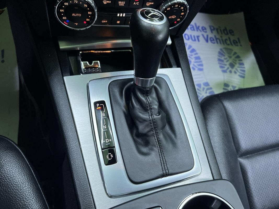 Used 2013 Mercedes-Benz C 300 4MATIC Sedan image 25