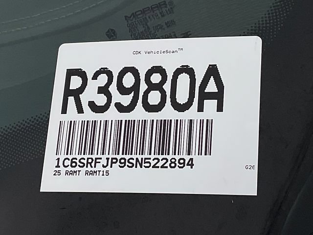 Used 2025 RAM 1500 Laramie AWD/4WD image 33