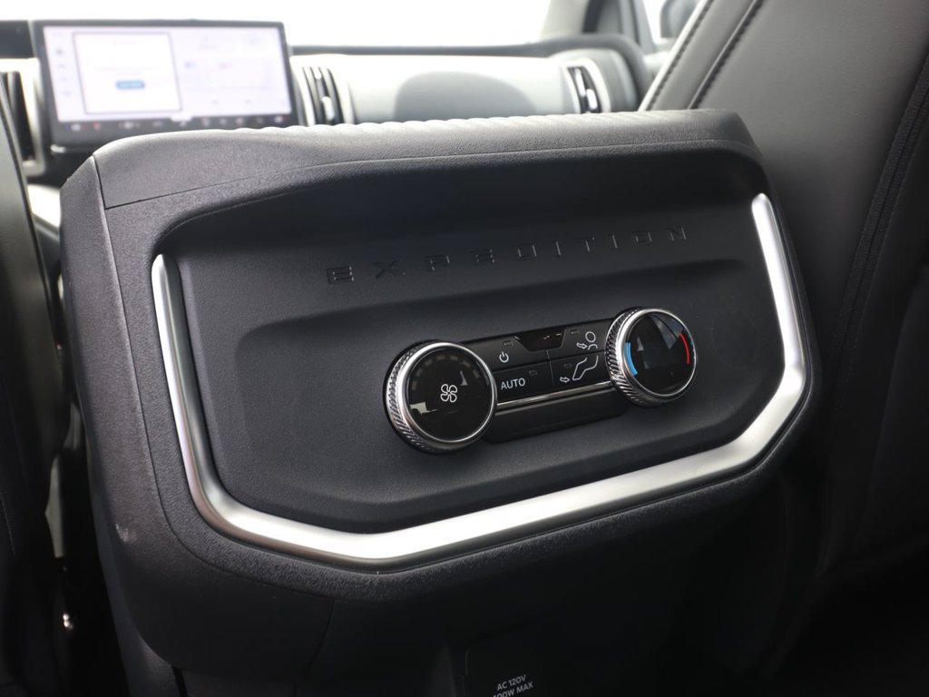 New 2027 Ford Expedition Active RWD image 15