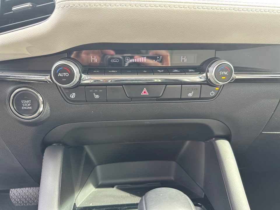 Used 2024 MAZDA MAZDA3 2.5 Turbo Sedan w/Premium Plus image 22