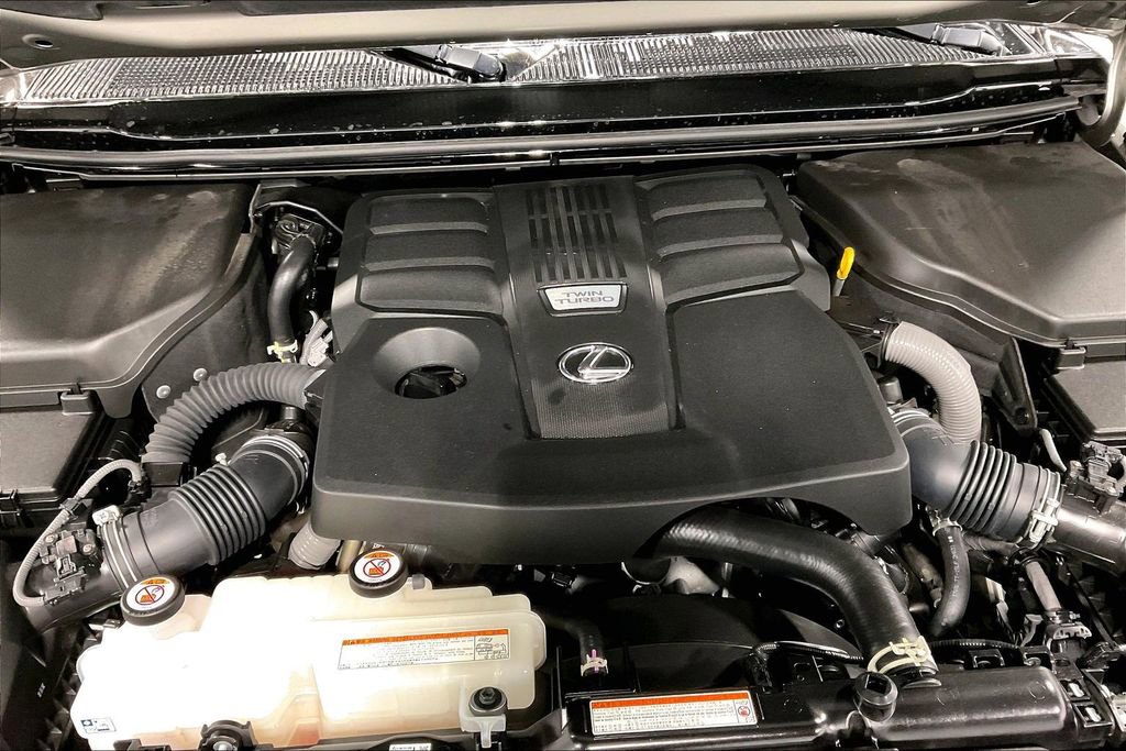 Used 2024 Lexus GX 550 w/ Accessory Package (Z1) image 41