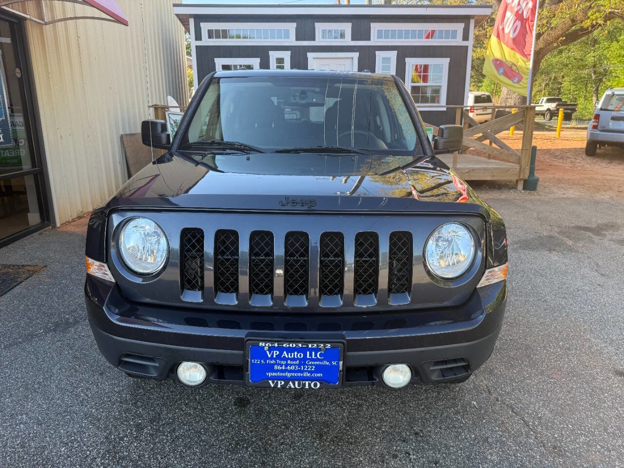 Used 2015 Jeep Patriot Sport w/ Power Value Group AWD/4WD image 2