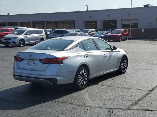 Used 2024 Nissan Altima 2.5 SV FWD image 5