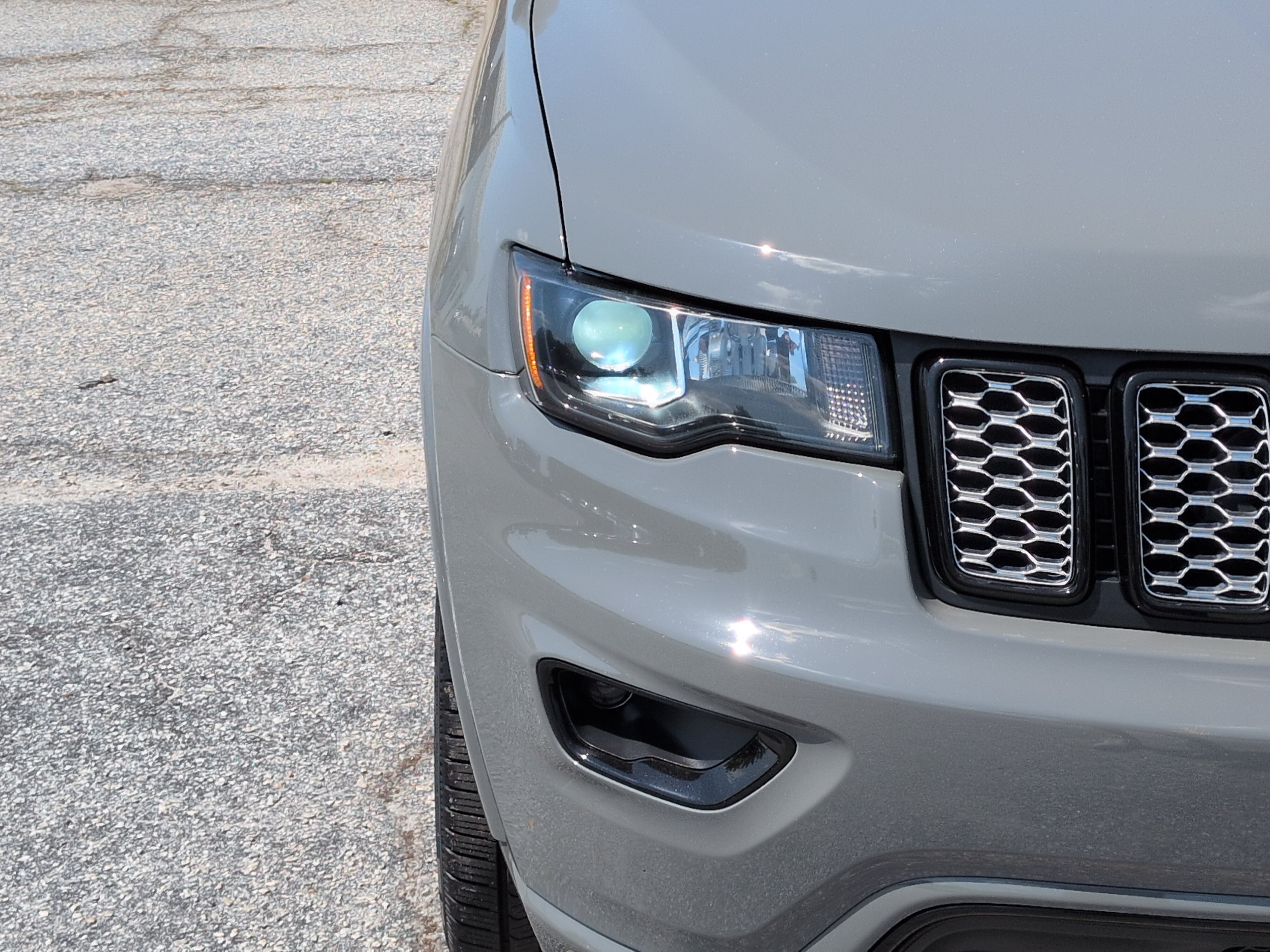 Used 2021 Jeep Grand Cherokee Laredo X RWD image 8