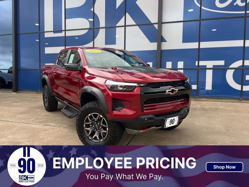Used 2025 Chevrolet Colorado ZR2 AWD/4WD image 1