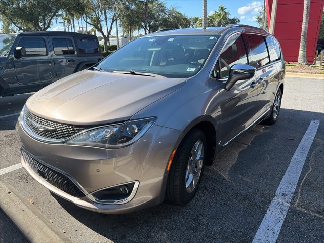Used 2017 Chrysler Pacifica Limited