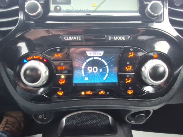 Used 2015 Nissan Juke SV w/ Technology Package image 17