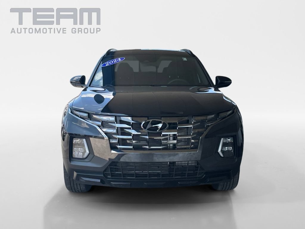 Used 2024 Hyundai Santa Cruz Night AWD/4WD image 2