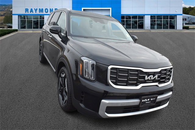 Certified 2024 Kia Telluride S w/ S Sunroof Package image 9