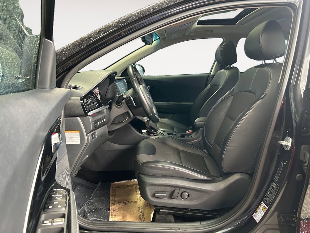 Used 2021 Kia Niro Touring image 15