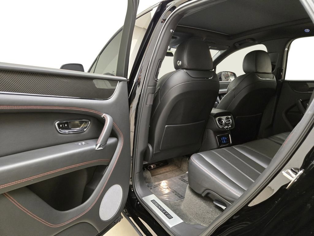 Certified 2019 Bentley Bentayga image 20