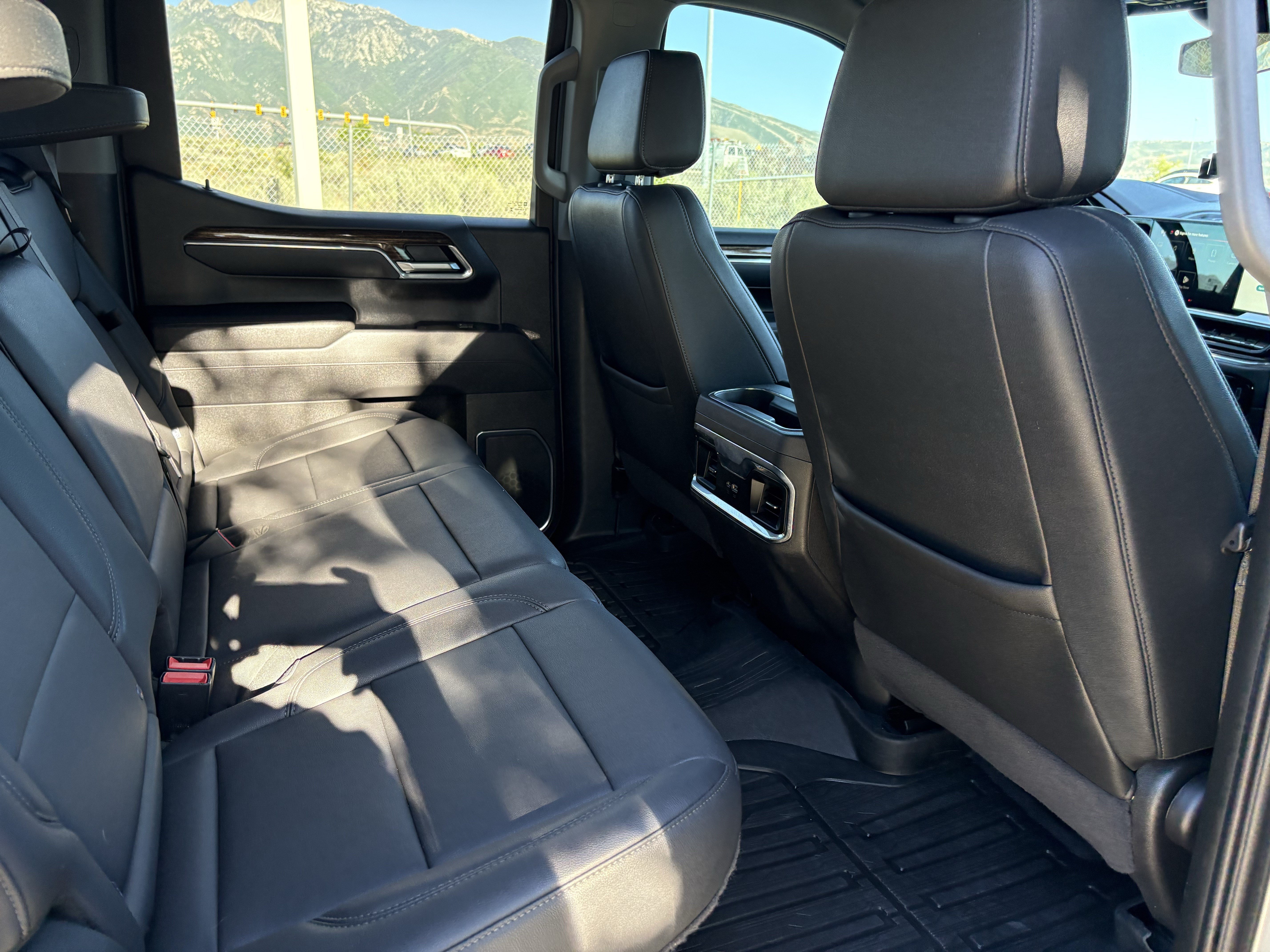 Used 2025 GMC Sierra 1500 Elevation w/ Elevation Premium Package AWD/4WD image 22