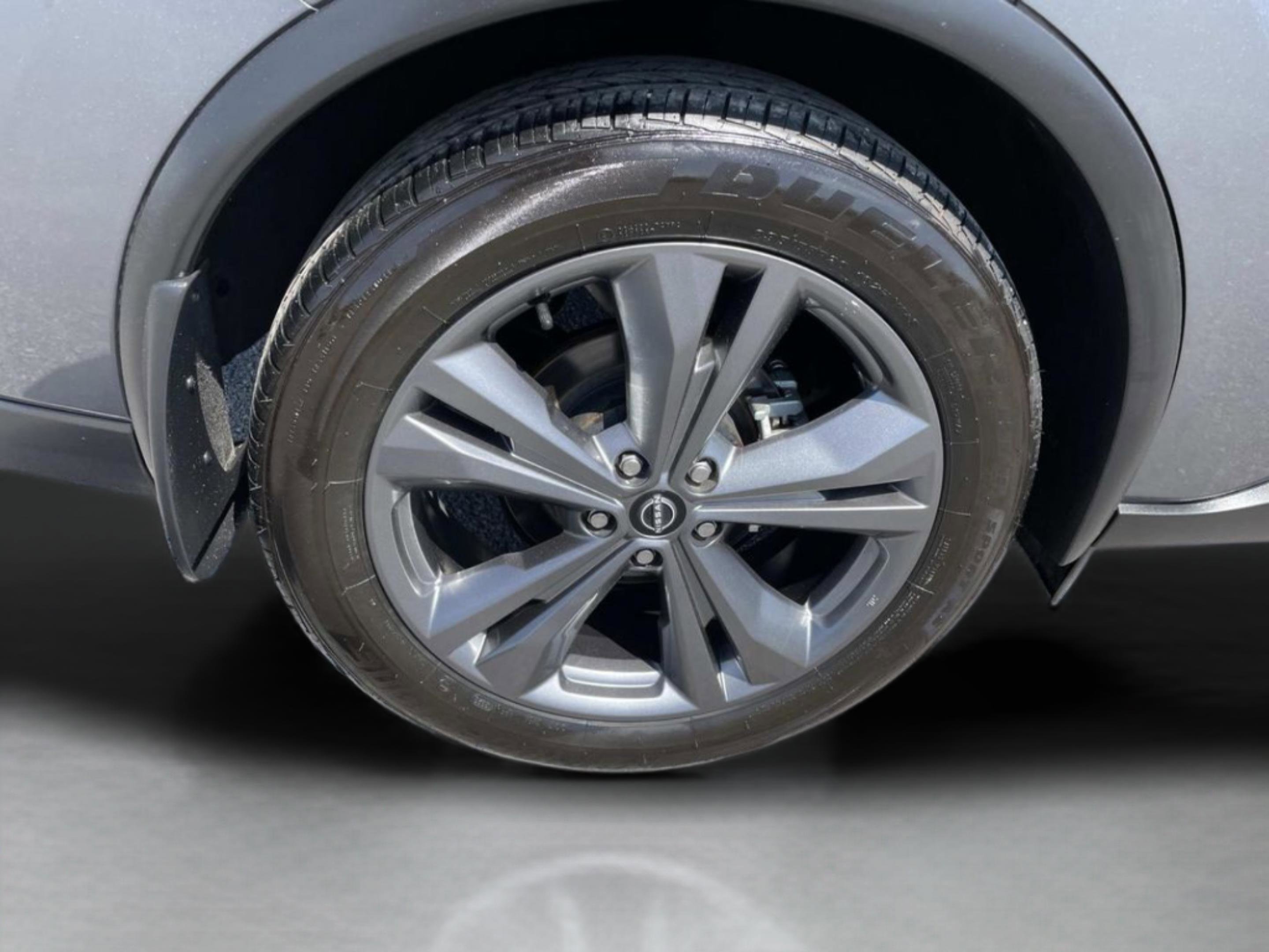 Used 2024 Nissan Murano Platinum w/ Cargo Package FWD image 33