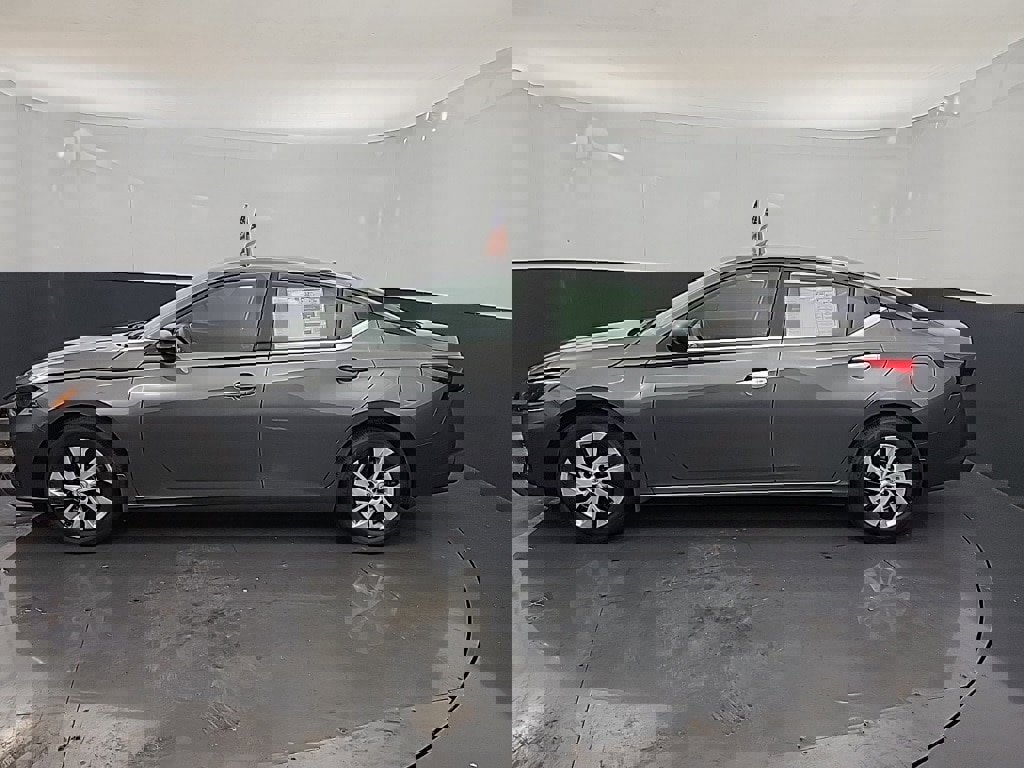 New 2025 Nissan Altima 2.5 S image 4