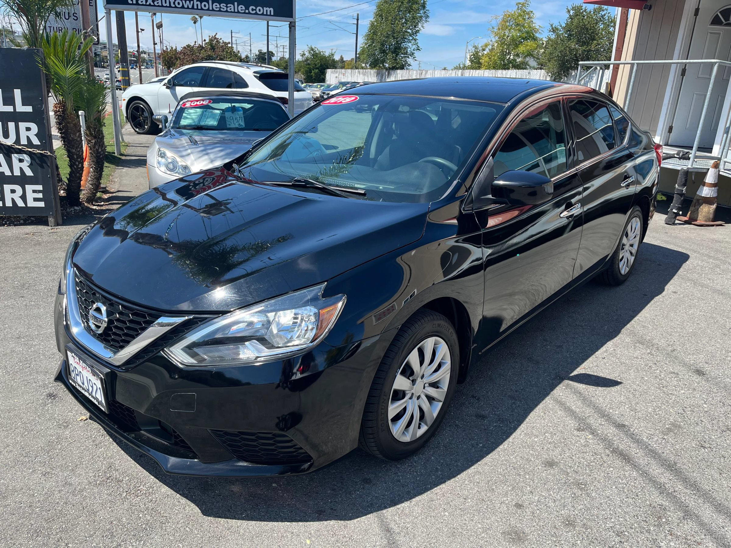 Used 2019 Nissan Sentra S FWD image 3