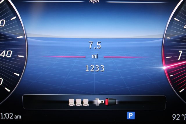 Used 2024 Mercedes-Benz C 300 4MATIC Sedan image 3