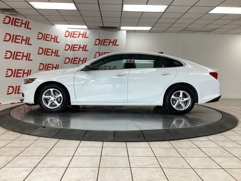 Used 2018 Chevrolet Malibu LS FWD image 4