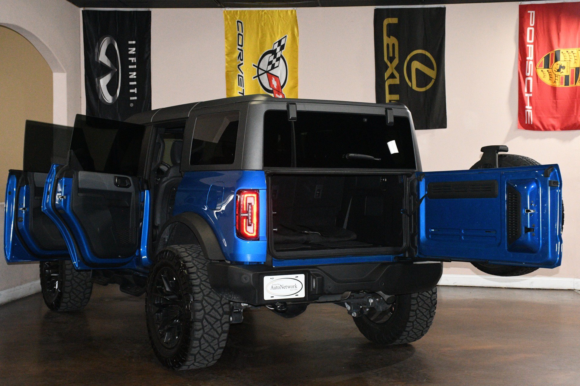 Used 2024 Ford Bronco Big Bend AWD/4WD image 92