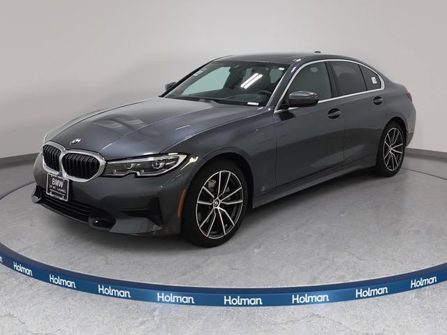 Used 2022 BMW 330i xDrive Sedan w/ Premium Package AWD/4WD video 1