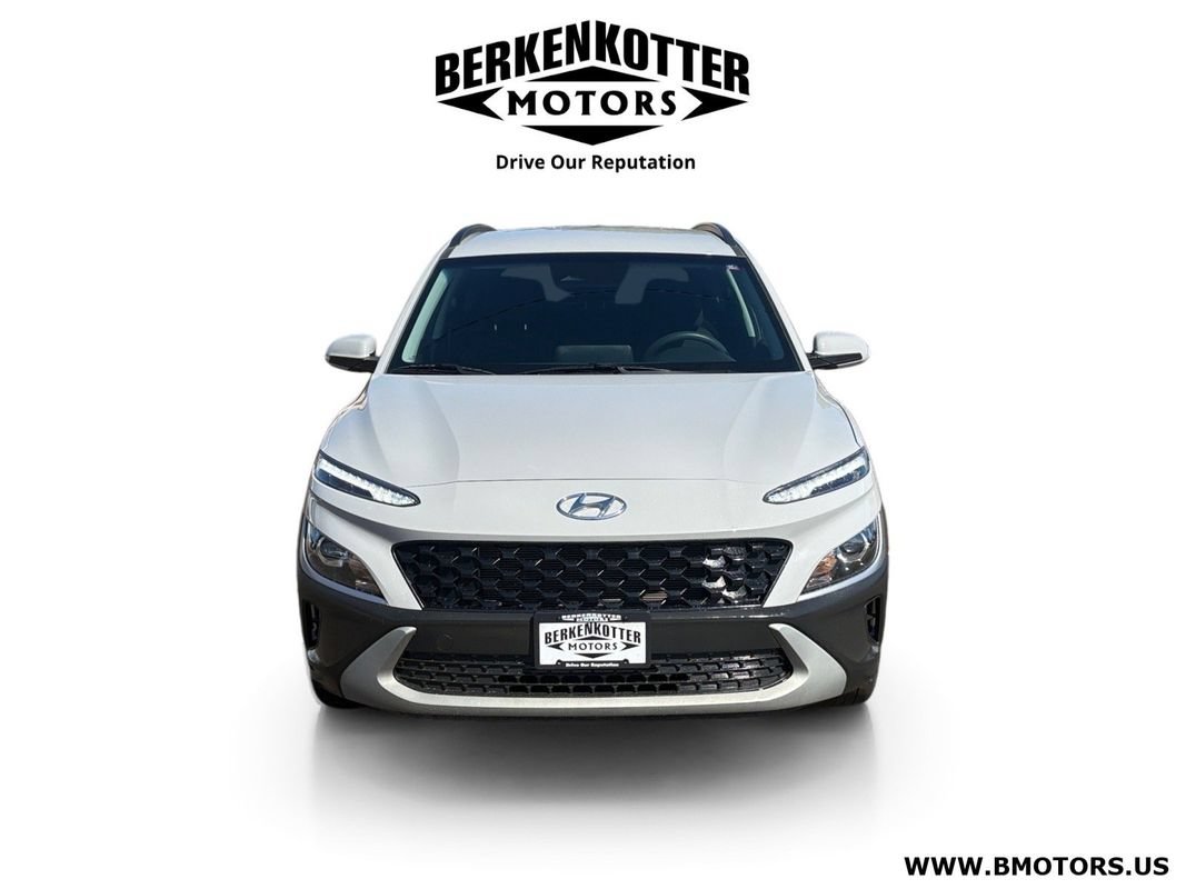 Used 2023 Hyundai Kona SEL w/ Cargo Package AWD/4WD image 8