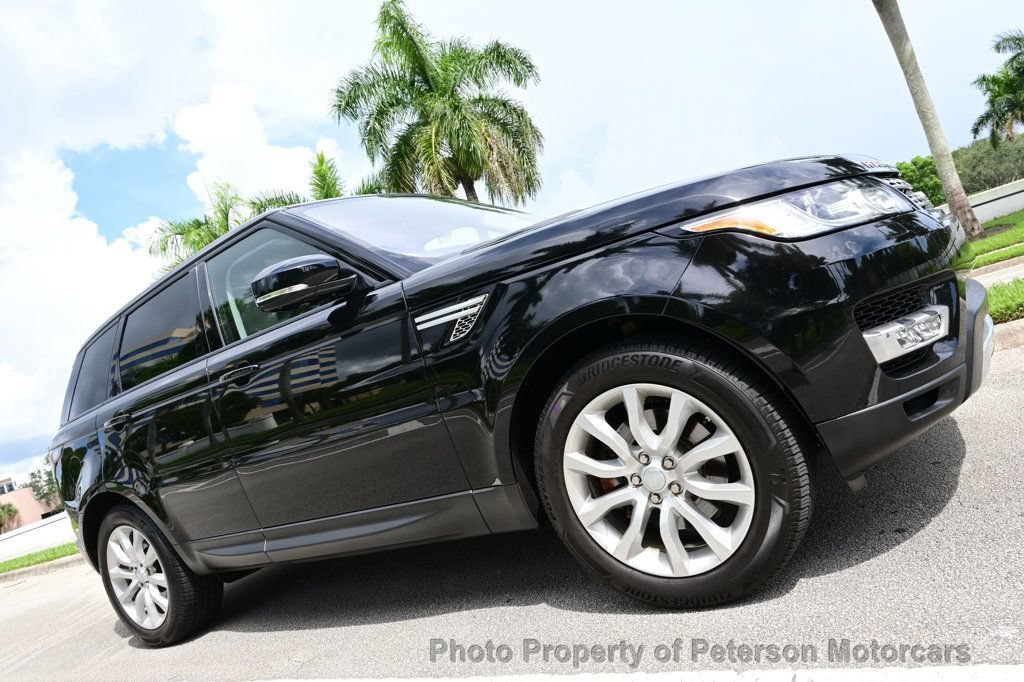 Used 2016 Land Rover Range Rover Sport HSE AWD/4WD image 2