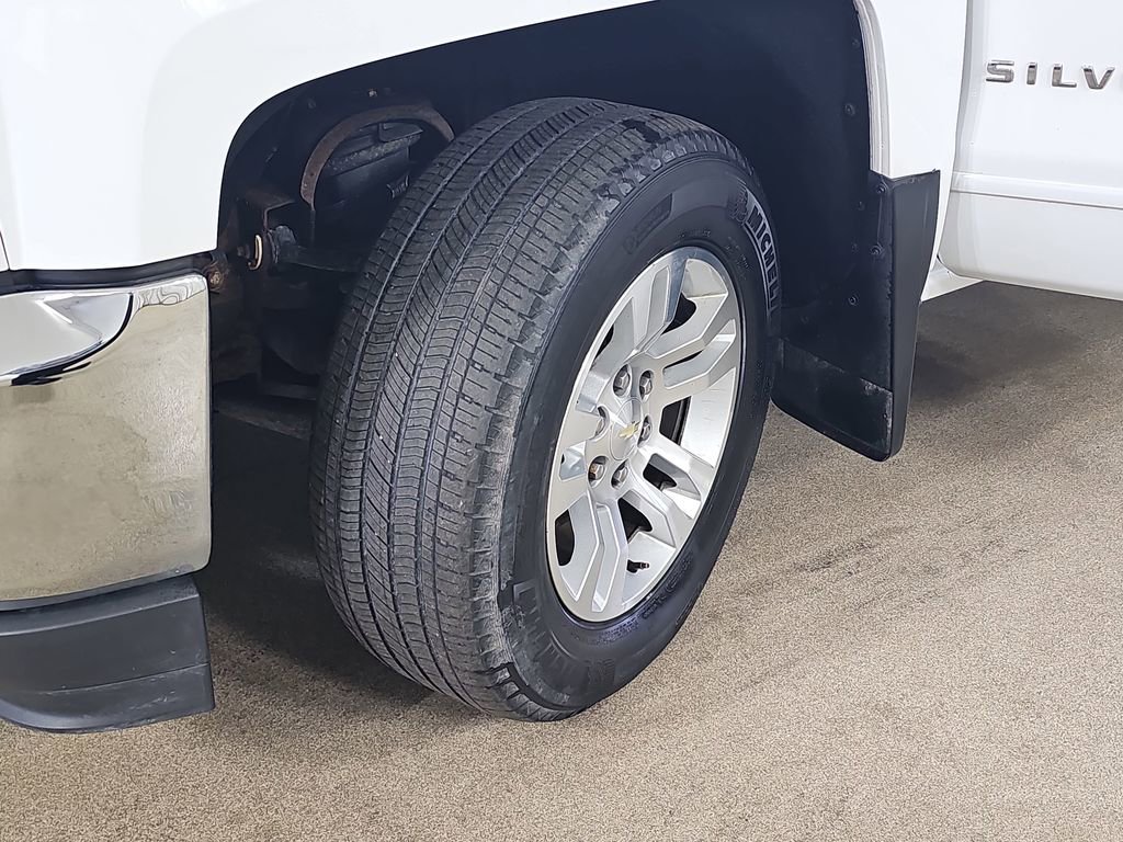 Used 2019 Chevrolet Silverado 1500 LT w/ All Star Edition AWD/4WD image 36