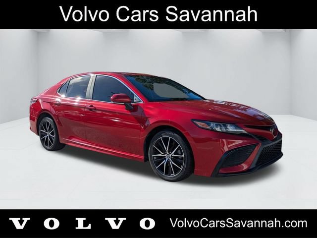 Used 2021 Toyota Camry SE w/ Convenience Package