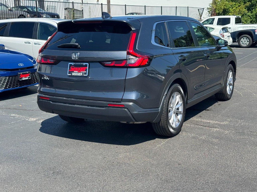 Used 2024 Honda CR-V EX image 3