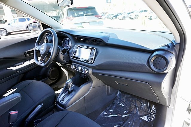 Certified 2024 Nissan Kicks S FWD image 17
