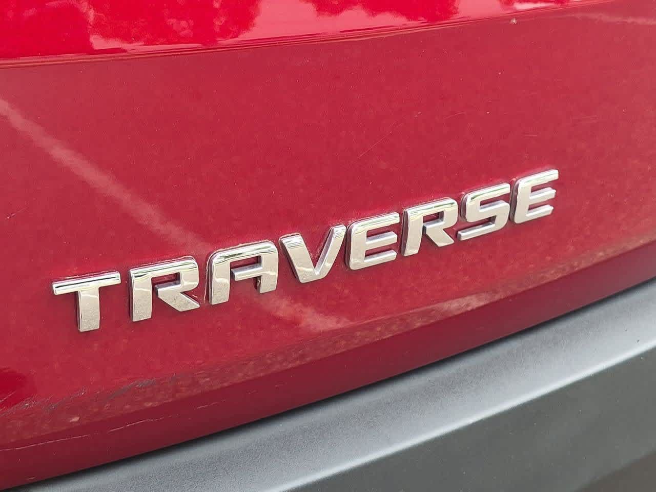 Used 2023 Chevrolet Traverse LT FWD image 12