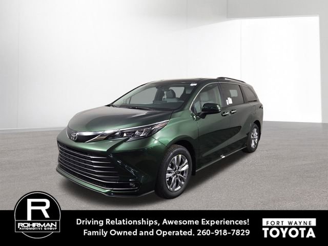 New 2026 Toyota Sienna XLE image 1
