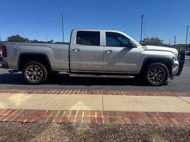 Used 2015 GMC Sierra 1500 SLT w/ SLT Crew Cab Value Package AWD/4WD image 5