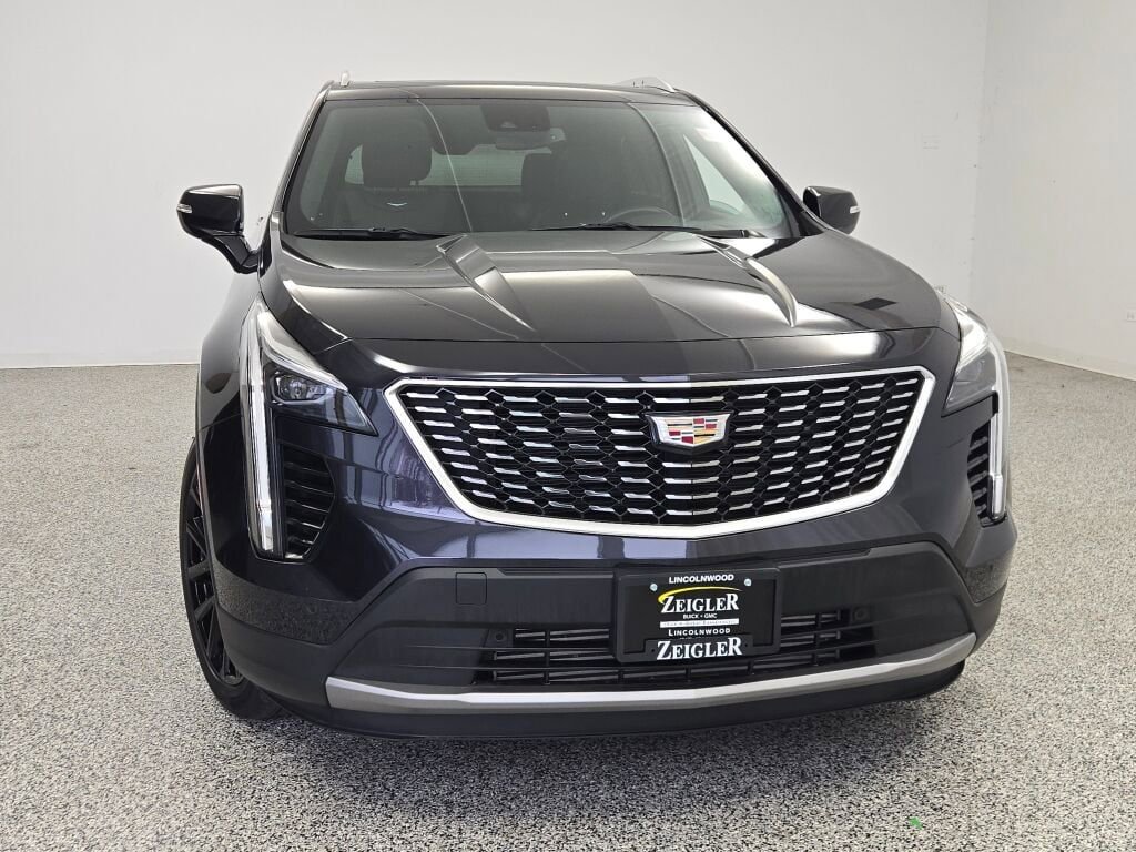 Used 2023 Cadillac XT4 Premium Luxury w/ Technology Package image 5