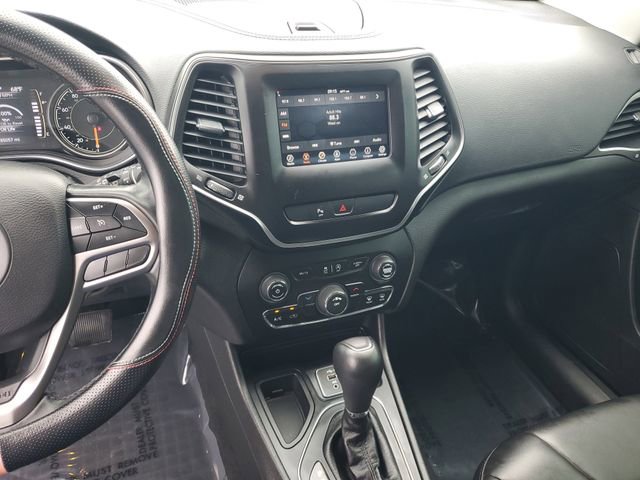 Used 2019 Jeep Cherokee Latitude Plus image 22