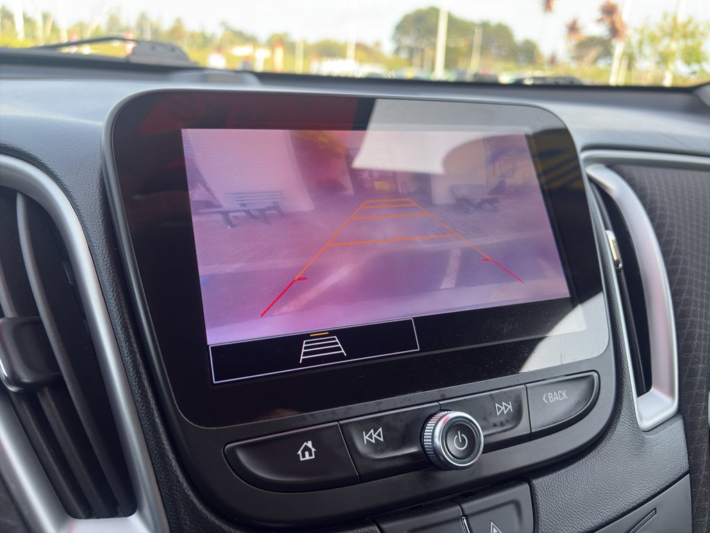 Used 2023 Chevrolet Malibu LT FWD image 12