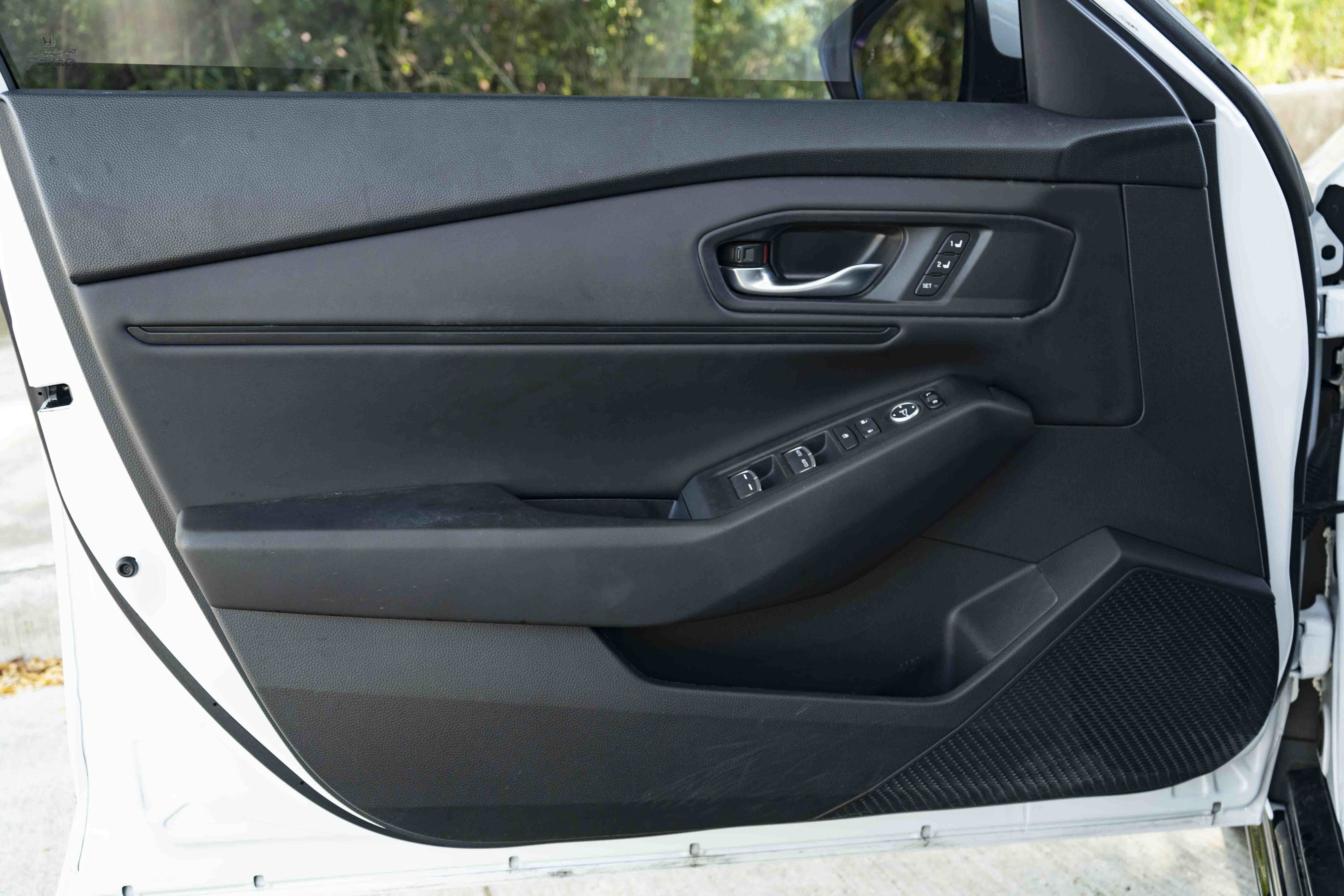 Used 2025 Honda Accord EX-L image 37