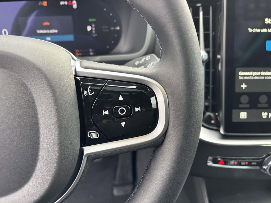 New 2026 Volvo XC90 T8 Ultra w/ Protection Package Premier image 19