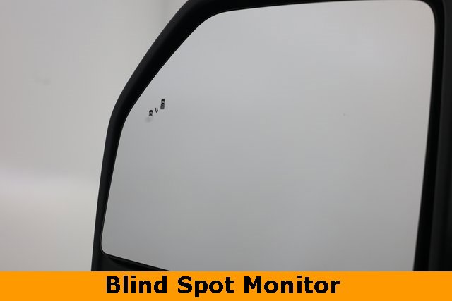 Used 2025 Ford F450 Platinum w/ FX4 Off-Road Package image 26