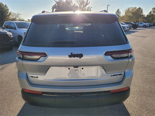 New 2025 Jeep Grand Cherokee L Limited w/ Black Appearance Package image 13